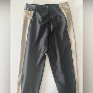 Abercrombie & Fitch Black and Tan Leggings